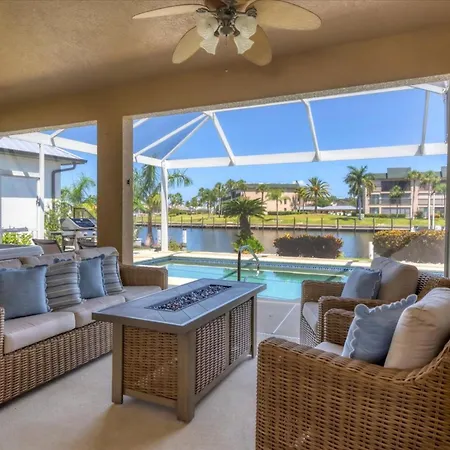 Charlotte County Villa 5893: Your Perfect Getaway